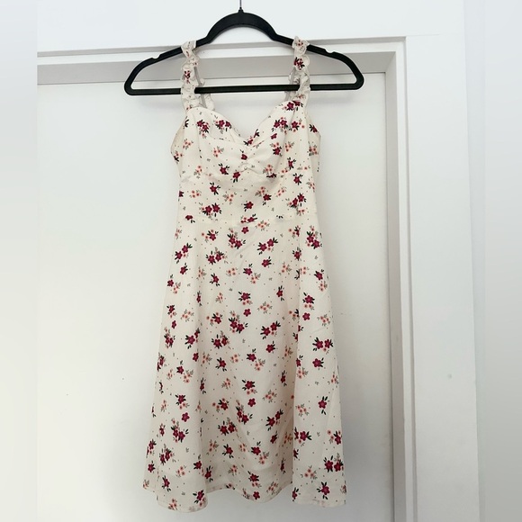 EGGKA Dresses & Skirts - Floral Cream Dress